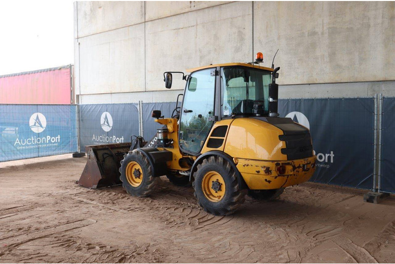Volvo L25F-P - Wheel loader: gambar 3 Volvo L25F-P - Wheel loader: gambar 3