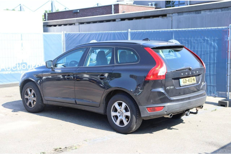 Volvo XC60 - Mobil sedan: gambar 4 Volvo XC60 - Mobil sedan: gambar 4