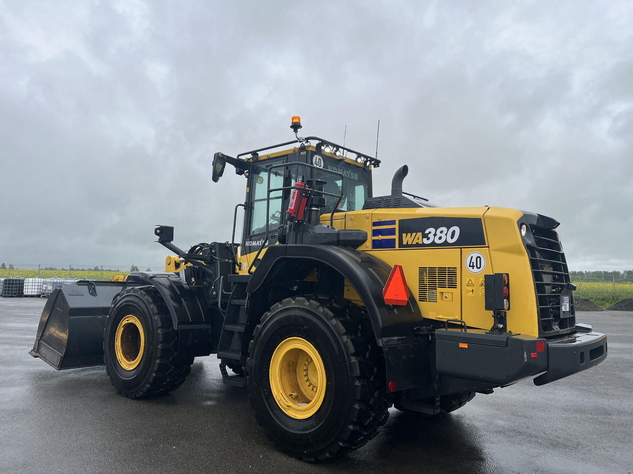 KOMATSU WA 380-8E0 - Wheel loader: gambar 3 KOMATSU WA 380-8E0 - Wheel loader: gambar 3