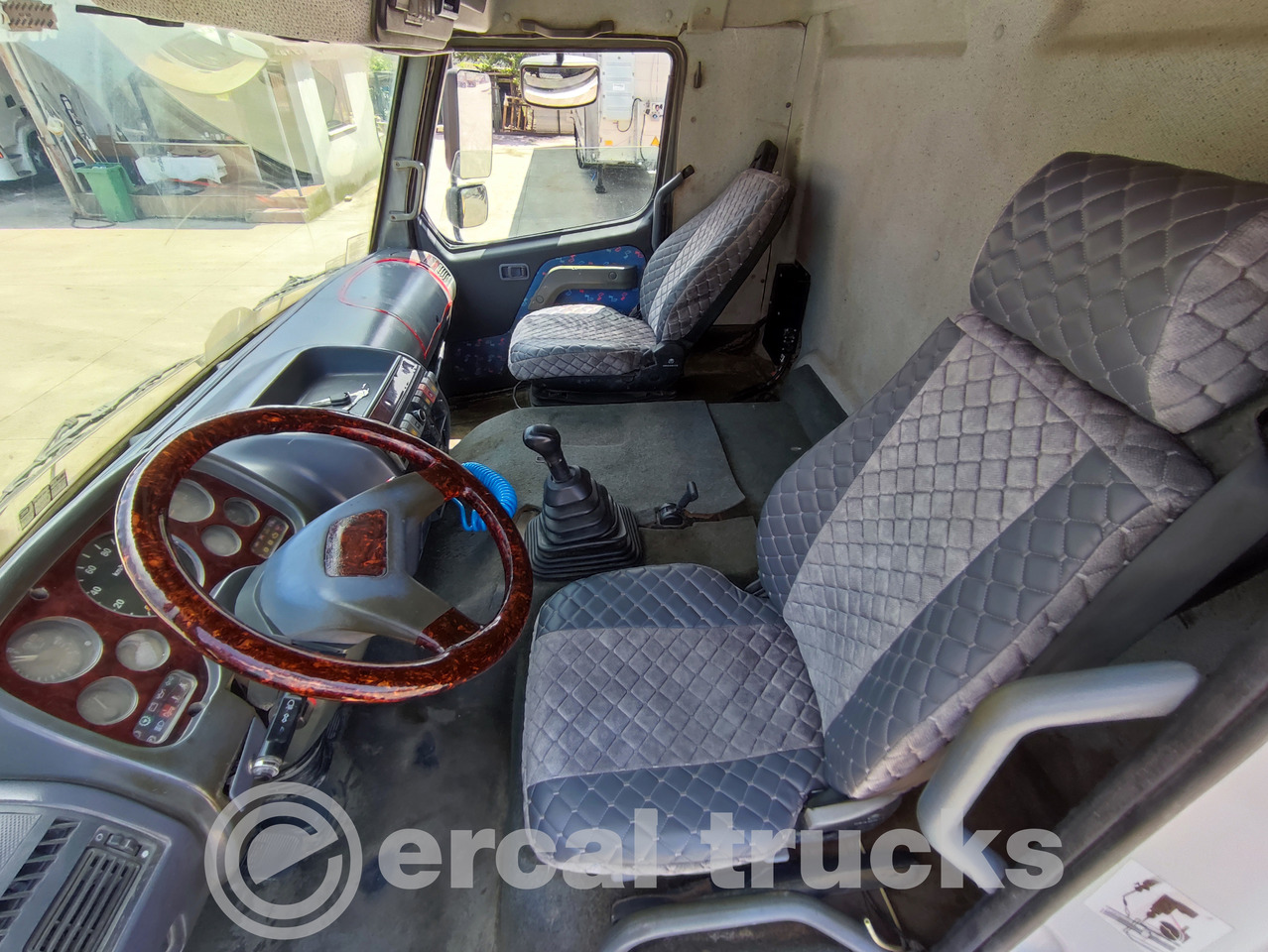 Truk jungkit BMC 2012 PRO 940 6X4 - TİPPER TRUCK: gambar 23 Truk jungkit BMC 2012 PRO 940 6X4 - TİPPER TRUCK: gambar 23