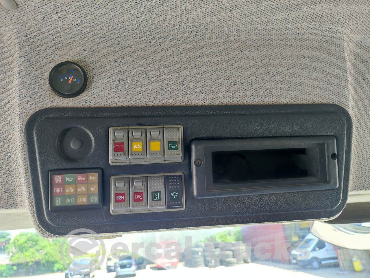 Truk jungkit BMC 2012 PRO 940 6X4 - TİPPER TRUCK: gambar 28 Truk jungkit BMC 2012 PRO 940 6X4 - TİPPER TRUCK: gambar 28