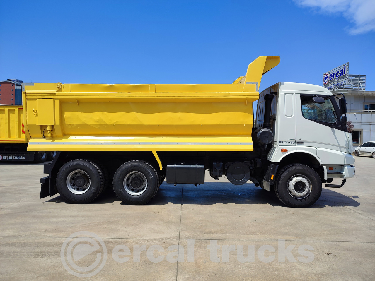 Truk jungkit BMC 2012 PRO 940 6X4 - TİPPER TRUCK: gambar 8 Truk jungkit BMC 2012 PRO 940 6X4 - TİPPER TRUCK: gambar 8