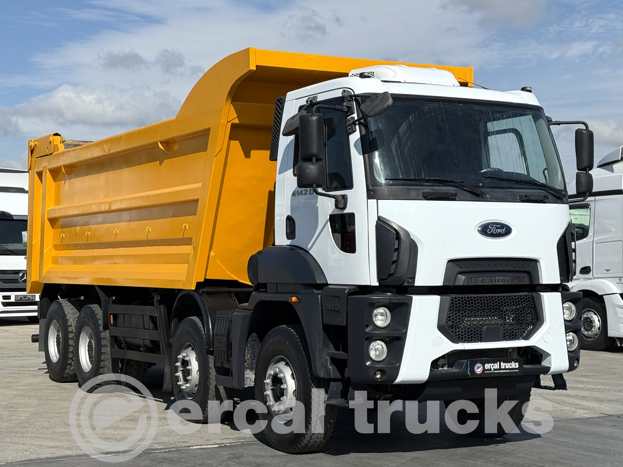 FORD 2017 FORD CARGO 4142 D / MANUAL-AC -EURO6-8X4-HARDOX TIPPER - Truk jungkit: gambar 3 FORD 2017 FORD CARGO 4142 D / MANUAL-AC -EURO6-8X4-HARDOX TIPPER - Truk jungkit: gambar 3