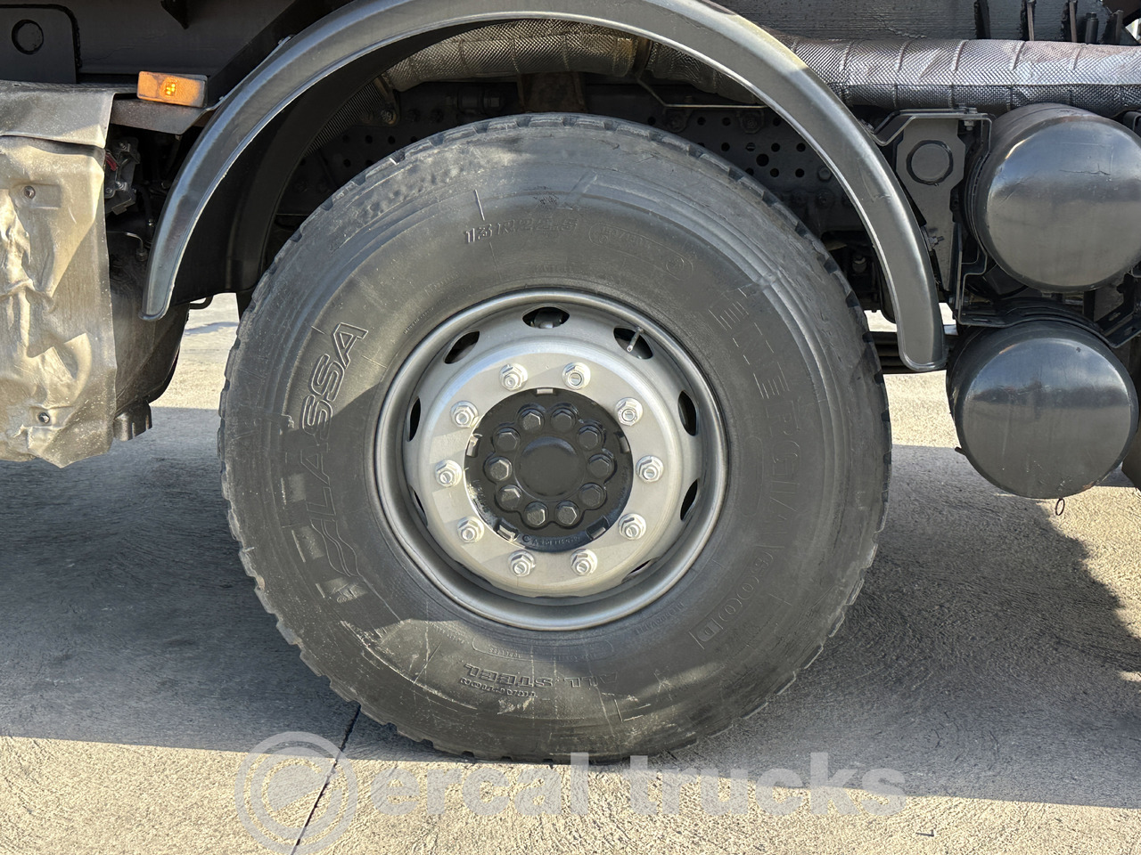 Truk jungkit MERCEDES 2021 MERCEDES AROCS 4142/AUTO-AC-EURO6-8X4 HARDOX TIPPER: gambar 11 Truk jungkit MERCEDES 2021 MERCEDES AROCS 4142/AUTO-AC-EURO6-8X4 HARDOX TIPPER: gambar 11