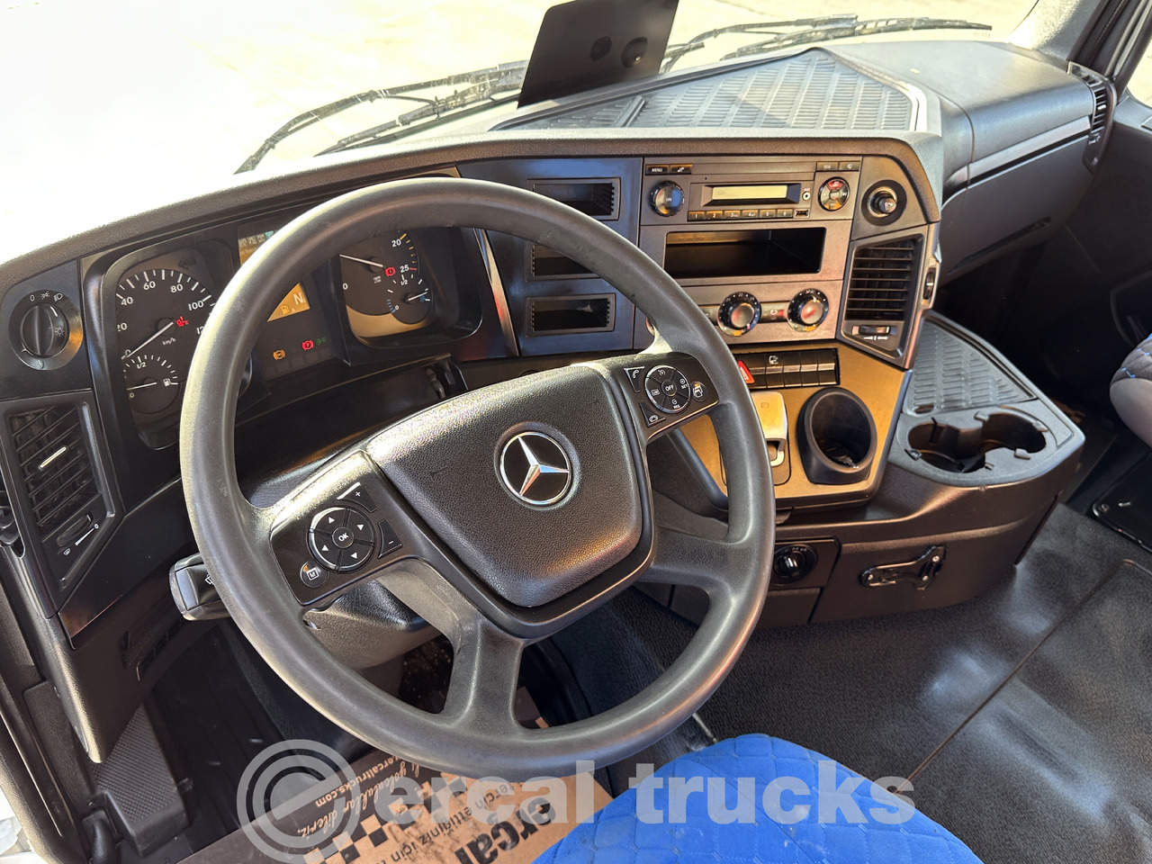 Truk jungkit MERCEDES 2021 MERCEDES AROCS 4142/AUTO-AC-EURO6-8X4 HARDOX TIPPER: gambar 26 Truk jungkit MERCEDES 2021 MERCEDES AROCS 4142/AUTO-AC-EURO6-8X4 HARDOX TIPPER: gambar 26