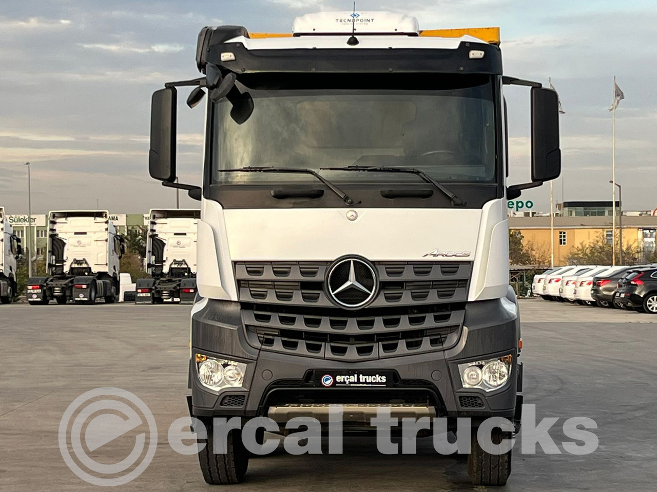 MERCEDES-BENZ 2017 AROCS 4142 MANUAL AC- 8X4 EURO 6-HARDOX TIPPER - Truk jungkit: gambar 2 MERCEDES-BENZ 2017 AROCS 4142 MANUAL AC- 8X4 EURO 6-HARDOX TIPPER - Truk jungkit: gambar 2