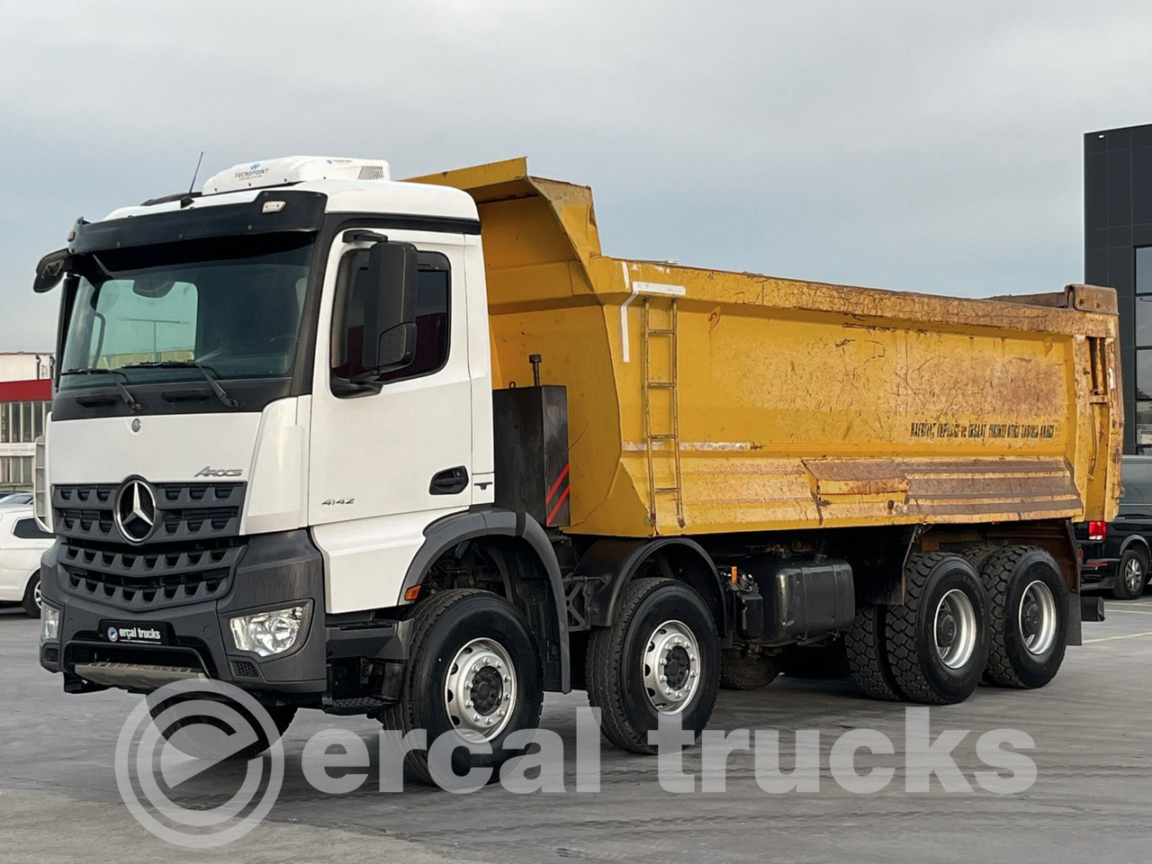 MERCEDES-BENZ 2017 AROCS 4142 MANUAL AC- 8X4 EURO 6-HARDOX TIPPER - Truk jungkit: gambar 1 MERCEDES-BENZ 2017 AROCS 4142 MANUAL AC- 8X4 EURO 6-HARDOX TIPPER - Truk jungkit: gambar 1