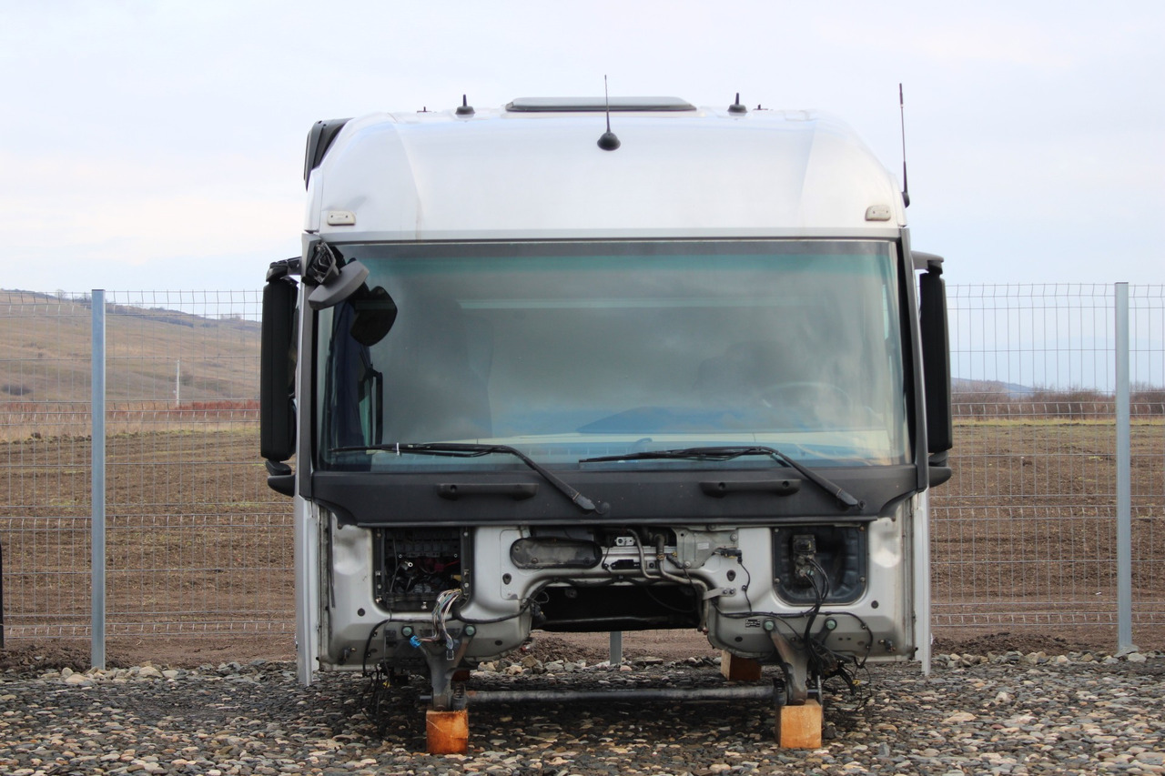 CABINA MERCEDES ACTROS MP4 STREAMSPACE 2.5 - Kabin untuk Truk: gambar 1 CABINA MERCEDES ACTROS MP4 STREAMSPACE 2.5 - Kabin untuk Truk: gambar 1