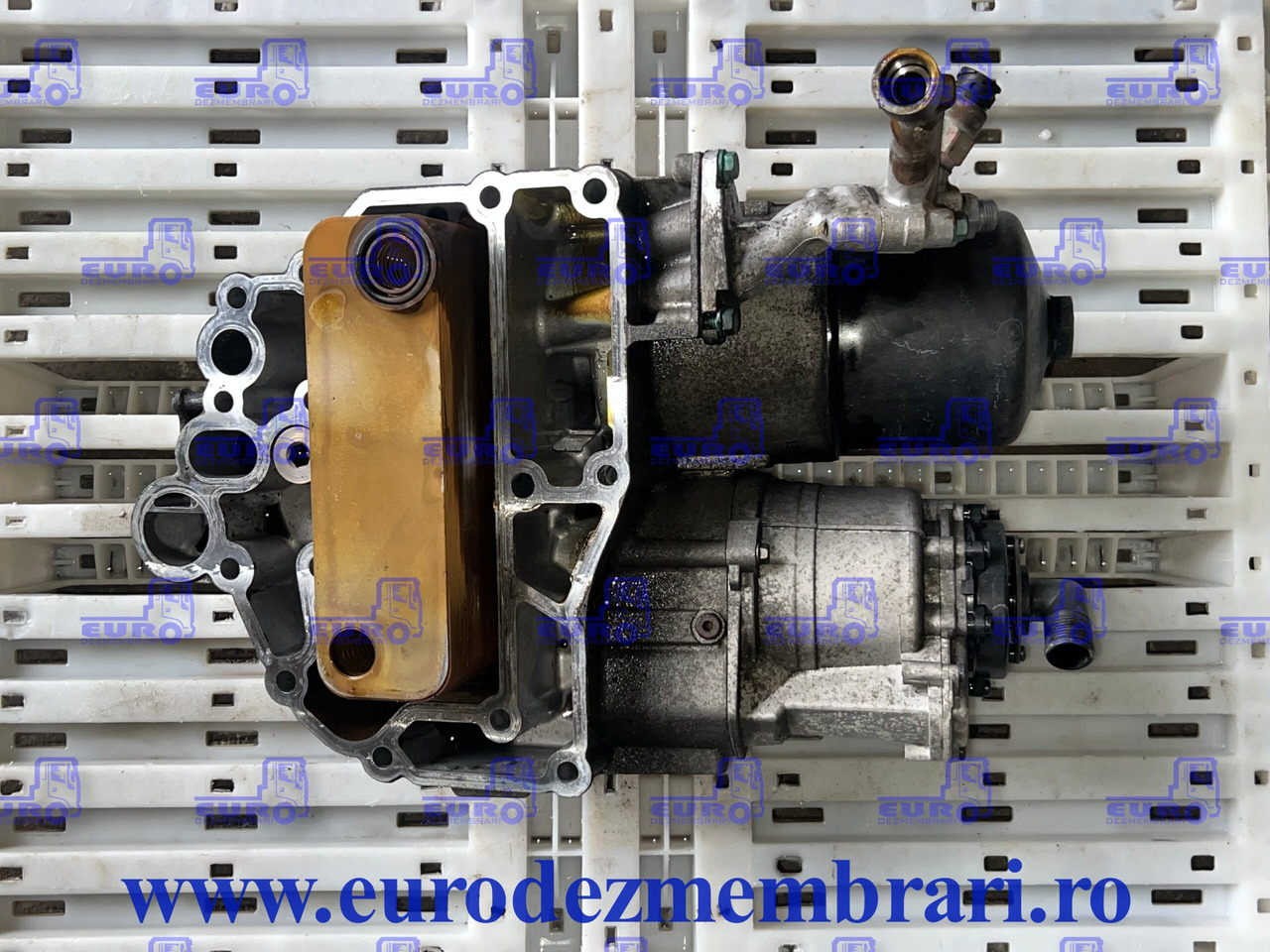 CARCASA FILTRU ULEI + TERMOFLOT + FILTRU CENTRIFUGAL MAN TGX D3876 51.05000.7176, 51.05601.7182, 51.01804.7052 - Filter oli untuk Truk: gambar 1 CARCASA FILTRU ULEI + TERMOFLOT + FILTRU CENTRIFUGAL MAN TGX D3876 51.05000.7176, 51.05601.7182, 51.01804.7052 - Filter oli untuk Truk: gambar 1