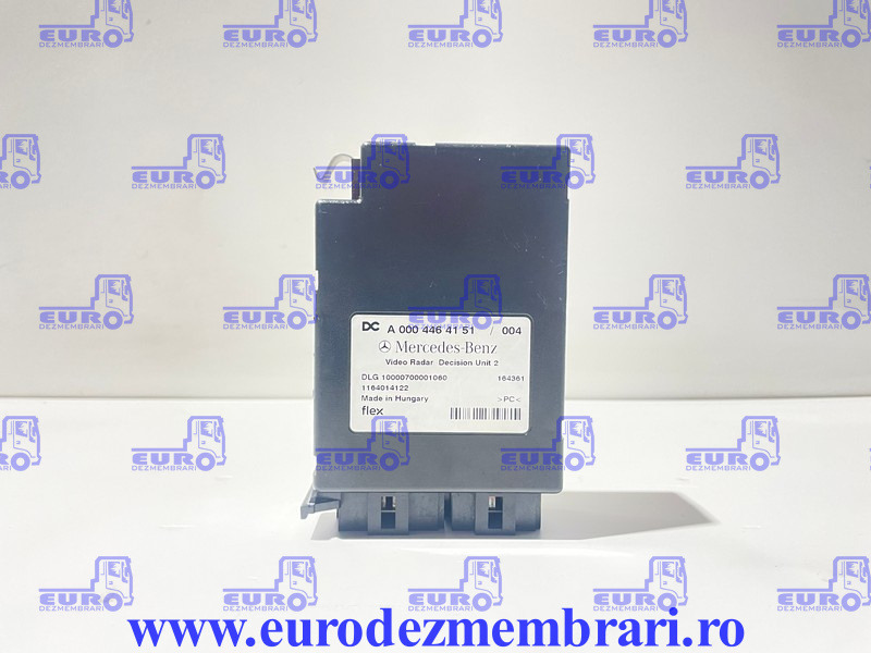 SENZOR RADAR DISTANTA MERCEDES ACTROS MP4 A0004464151, A0004463551 - Sensor untuk Truk: gambar 1 SENZOR RADAR DISTANTA MERCEDES ACTROS MP4 A0004464151, A0004463551 - Sensor untuk Truk: gambar 1