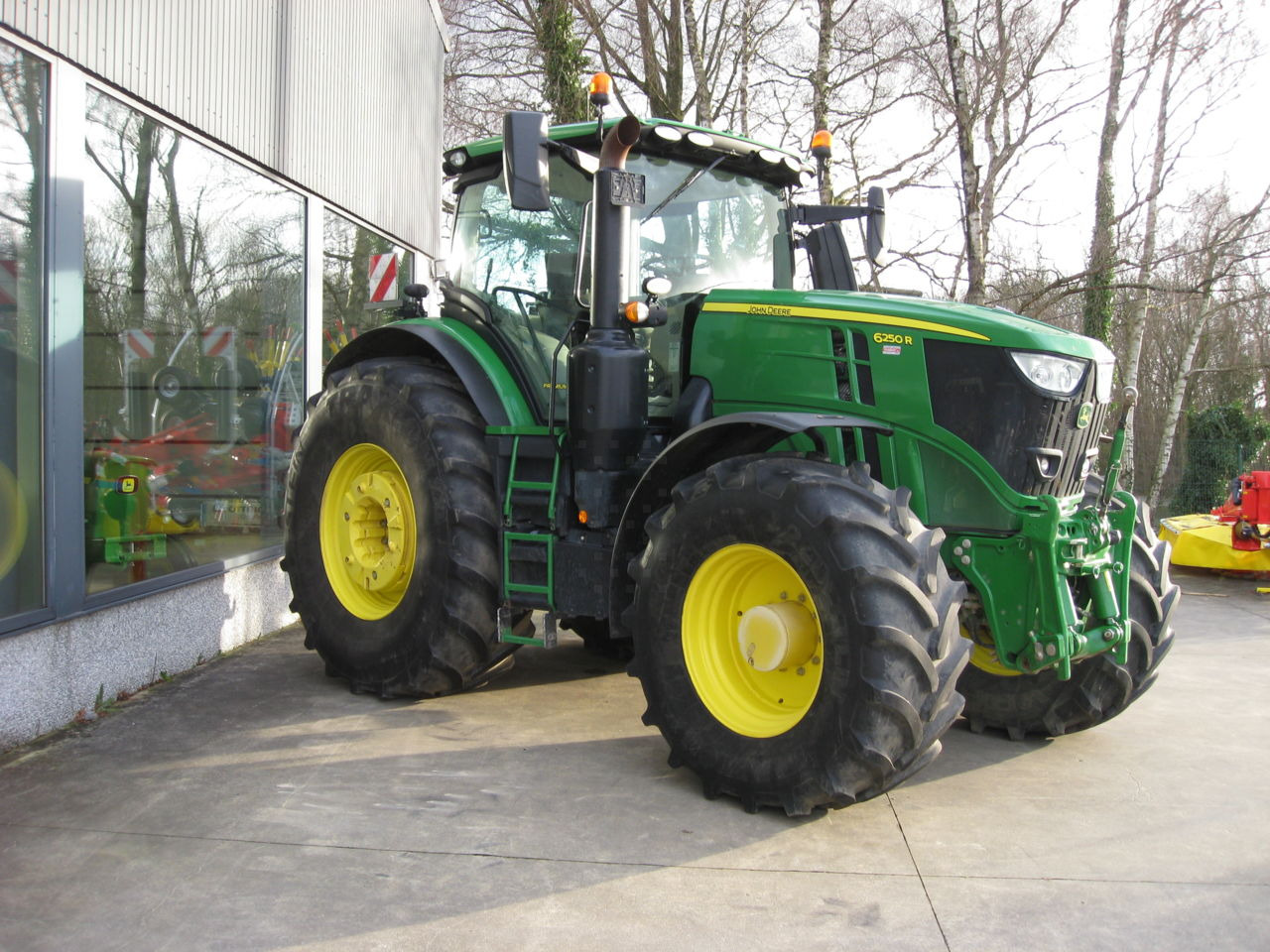 John Deere 6250R - Traktor: gambar 2 John Deere 6250R - Traktor: gambar 2
