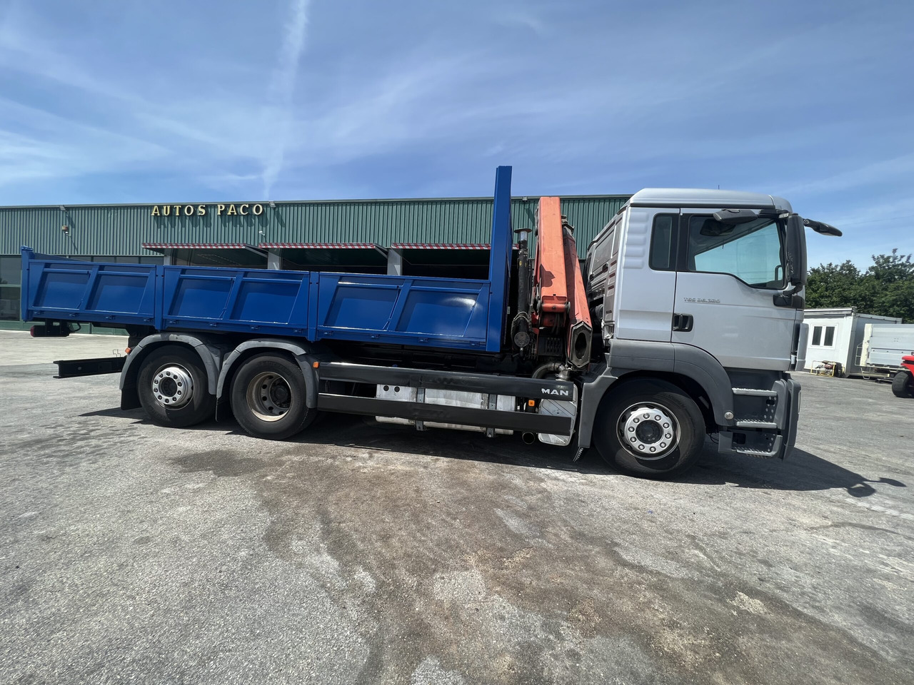 CAMION GRUA Y BASCULANTE MAN 26320 - Truk jungkit, Truk derek: gambar 5 CAMION GRUA Y BASCULANTE MAN 26320 - Truk jungkit, Truk derek: gambar 5