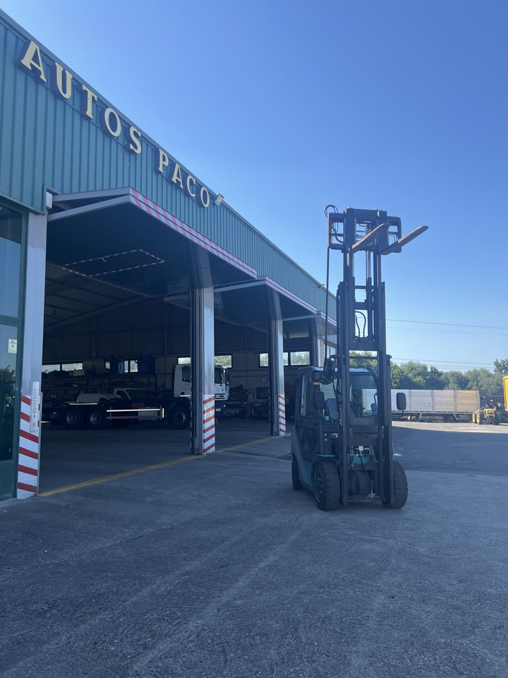 CARRETILLA TRIPLE MASTIL BAOLI - Forklift diesel: gambar 1 CARRETILLA TRIPLE MASTIL BAOLI - Forklift diesel: gambar 1
