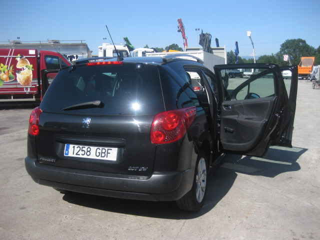 PEUGEOT 207 SW - Mobil: gambar 1 PEUGEOT 207 SW - Mobil: gambar 1
