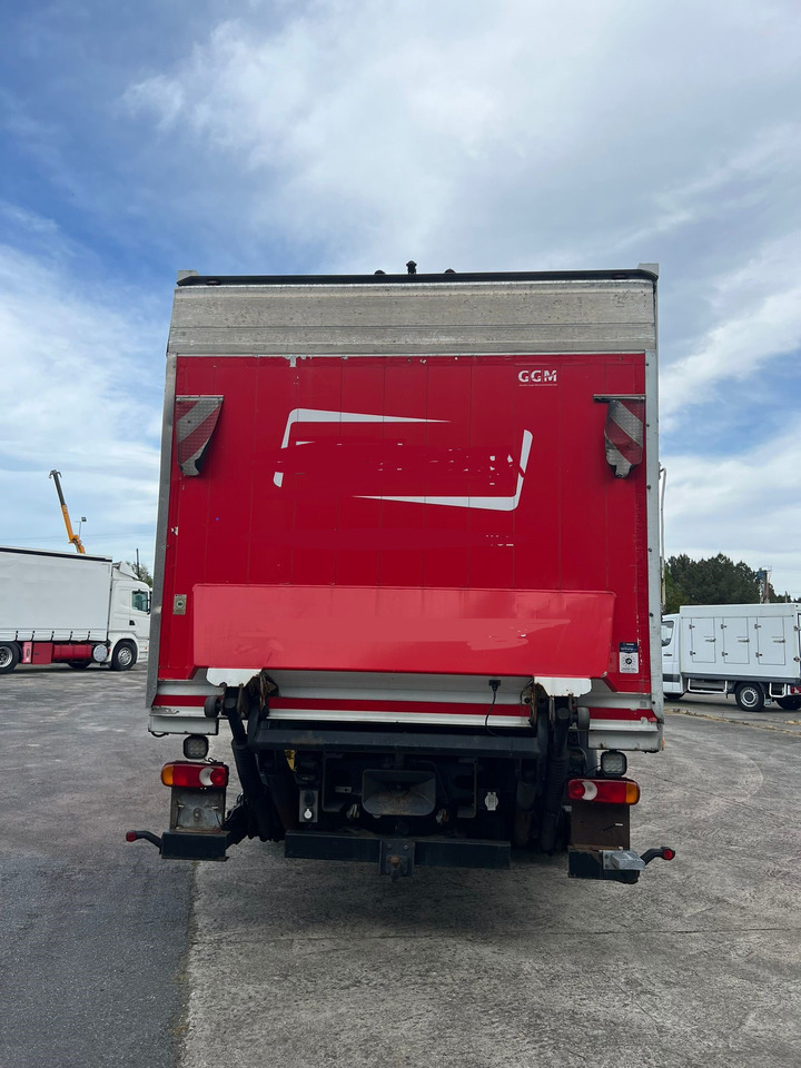 SCANIA 360 CON CAJA DE BEBIDAS - Truk minuman: gambar 4 SCANIA 360 CON CAJA DE BEBIDAS - Truk minuman: gambar 4