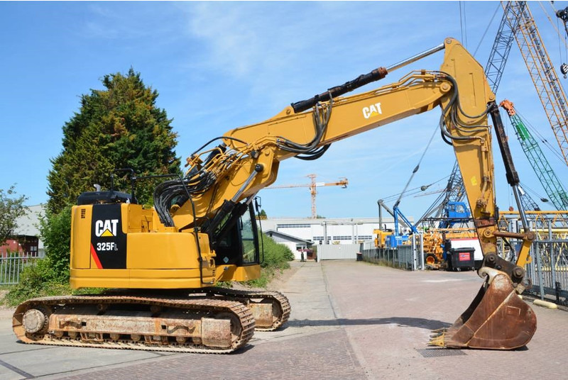 Cat 325 FL CR - Ekskavator perayap: gambar 5 Cat 325 FL CR - Ekskavator perayap: gambar 5