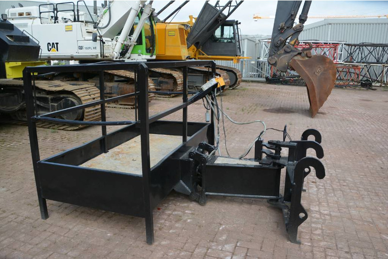 Dieci Pegasus 50.21 Manbasket & Forks & Hook - Telehandler: gambar 4 Dieci Pegasus 50.21 Manbasket & Forks & Hook - Telehandler: gambar 4