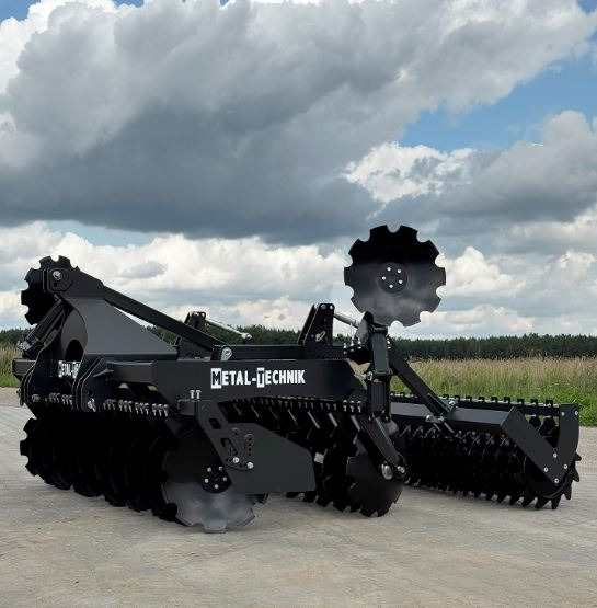 METAL-TECHNIK Brona talerzowa 2,7 m / Scheibenegge / дисковая борона / disc harrow - Garu cakram: gambar 4 METAL-TECHNIK Brona talerzowa 2,7 m / Scheibenegge / дисковая борона / disc harrow - Garu cakram: gambar 4