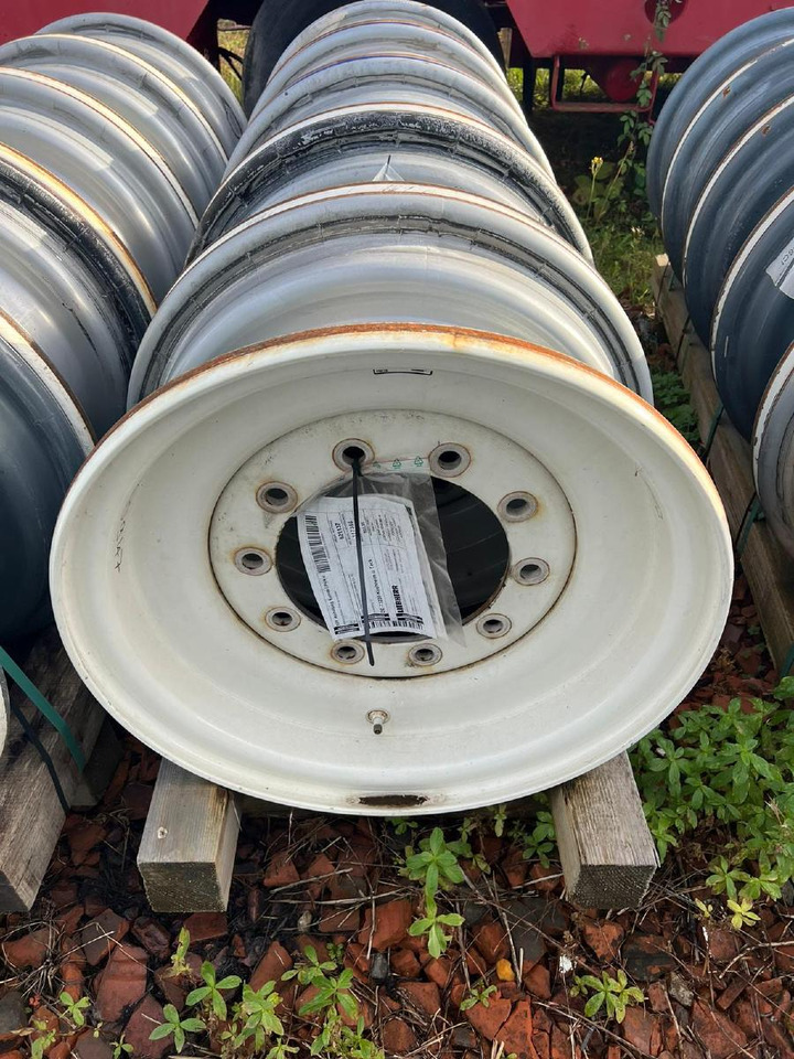 Liebherr Zubehör = Stahlfelgen für LTM Mobilkräne ab Baujahr 2016 - Typ 25-11.00/1,7 - Derek bergerak: gambar 4 Liebherr Zubehör = Stahlfelgen für LTM Mobilkräne ab Baujahr 2016 - Typ 25-11.00/1,7 - Derek bergerak: gambar 4