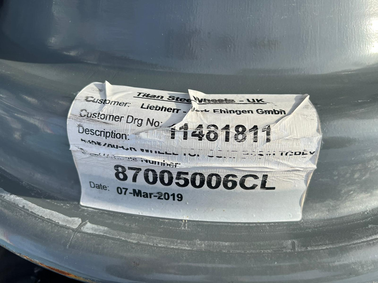 Liebherr Zubehör = Stahlfelgen für LTM Mobilkräne ab Baujahr 2016 - Typ 25-11.00/1,7 - Derek bergerak: gambar 5 Liebherr Zubehör = Stahlfelgen für LTM Mobilkräne ab Baujahr 2016 - Typ 25-11.00/1,7 - Derek bergerak: gambar 5