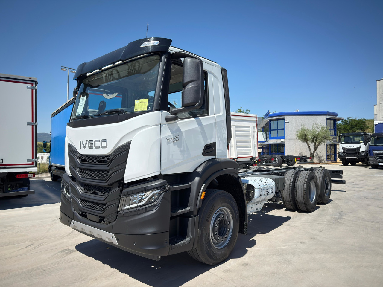 IVECO AD280X40 YPS ON X-WAY E6 (Chassis) - Truk sasis: gambar 1 IVECO AD280X40 YPS ON X-WAY E6 (Chassis) - Truk sasis: gambar 1