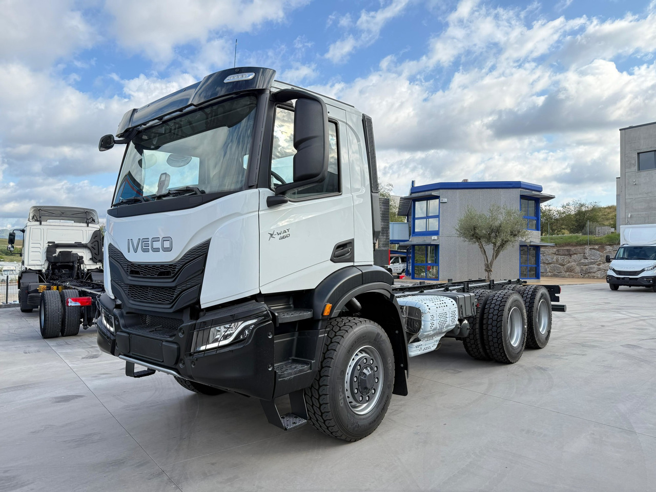 IVECO AD300X46Z OFF X-Way HI-TRACTION E6 (Chassis) - Truk sasis: gambar 1 IVECO AD300X46Z OFF X-Way HI-TRACTION E6 (Chassis) - Truk sasis: gambar 1