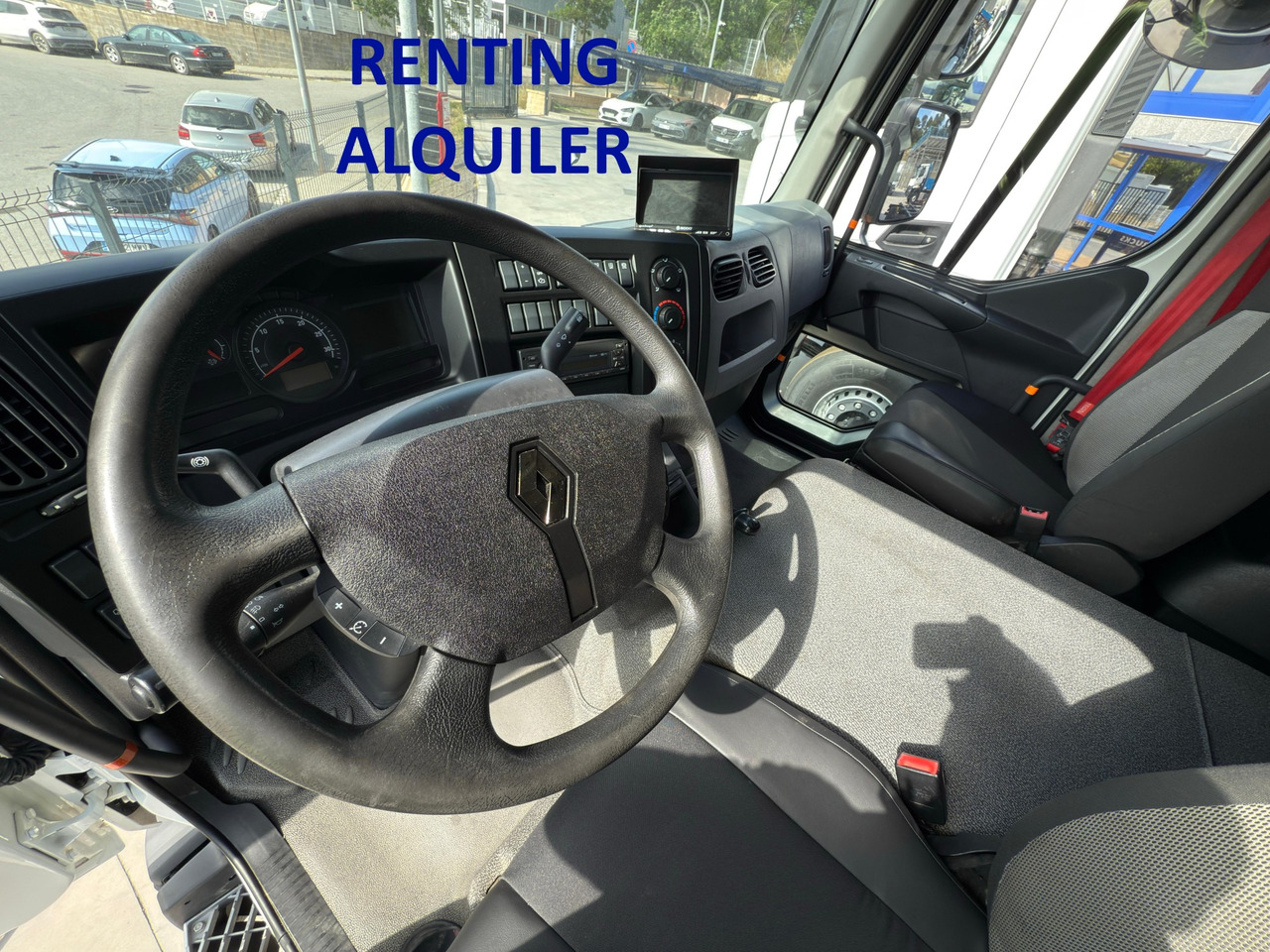 RENAULT D19.280 E6 (VAN) - Truk box: gambar 3 RENAULT D19.280 E6 (VAN) - Truk box: gambar 3