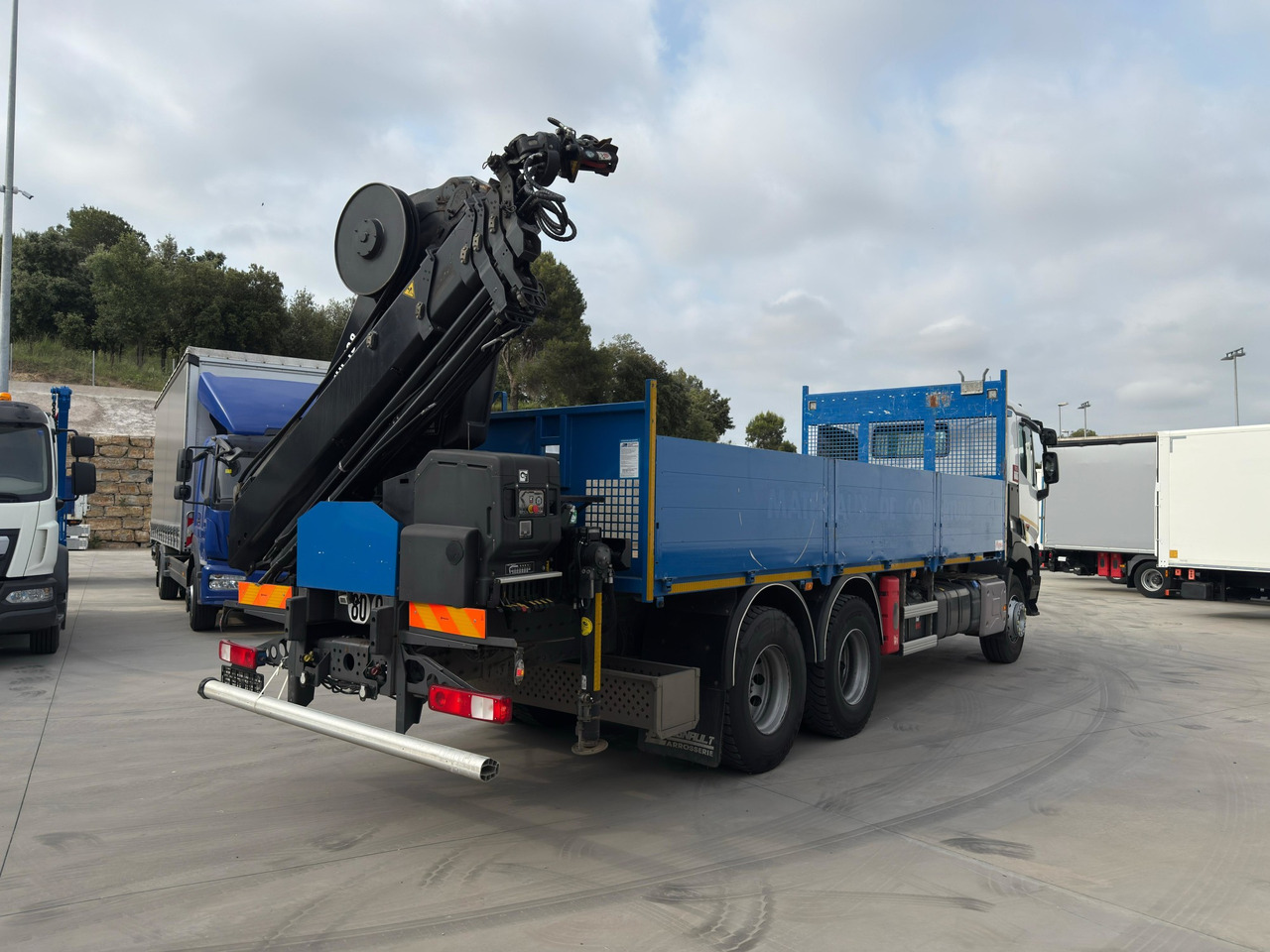 RENAULT K430 E6 (Platform) - Truk flatbed: gambar 4 RENAULT K430 E6 (Platform) - Truk flatbed: gambar 4