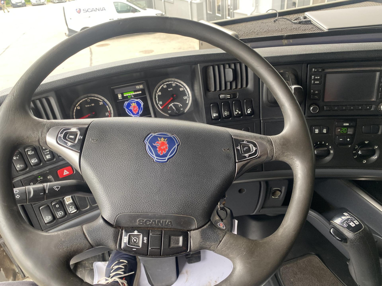 SCANIA R 450 CB6x4HHA - Truk sasis: gambar 3 SCANIA R 450 CB6x4HHA - Truk sasis: gambar 3