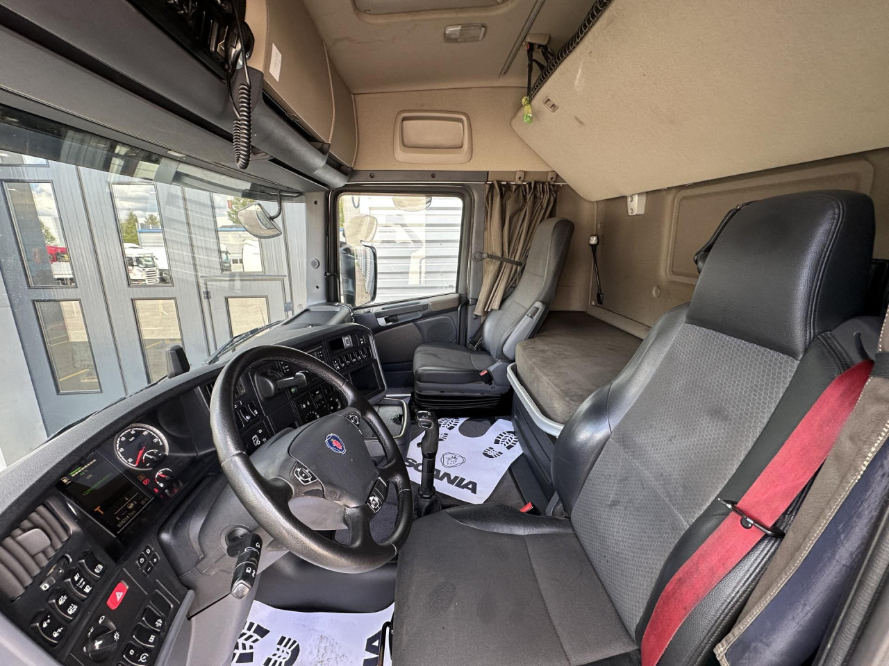 Truk sasis SCANIA R 450 CB6x4HHA: gambar 9