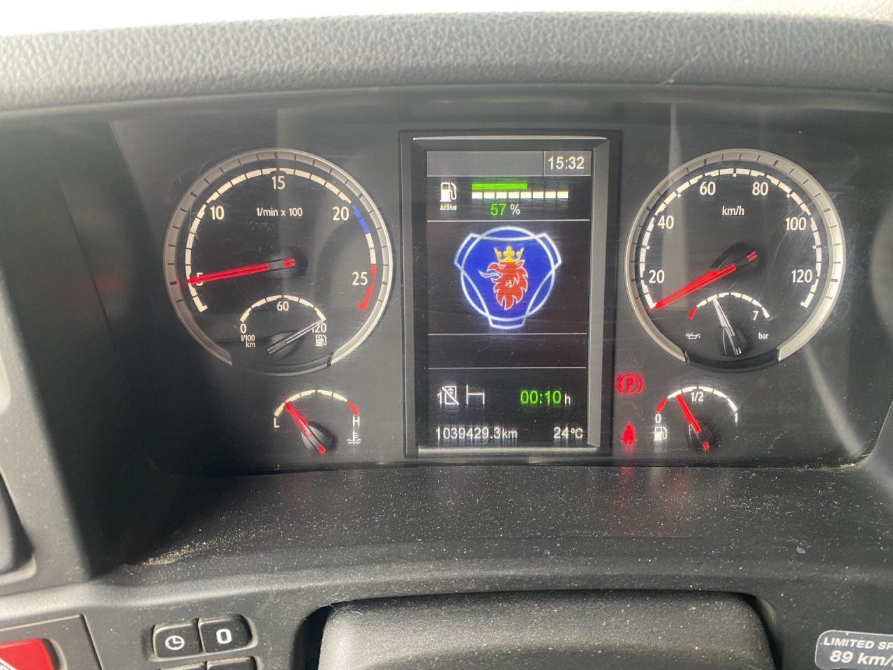 SCANIA R 450 CB6x4HHA - Truk sasis: gambar 2 SCANIA R 450 CB6x4HHA - Truk sasis: gambar 2