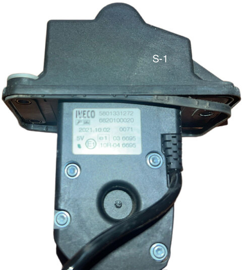 Iveco 2022 S-WAY - Pedal: gambar 5 Iveco 2022 S-WAY - Pedal: gambar 5