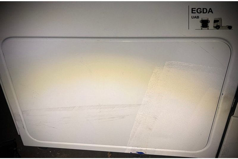 Iveco Right side - Kabin dan interior: gambar 1 Iveco Right side - Kabin dan interior: gambar 1