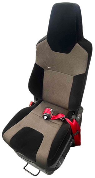 MAN 2022 - Tempat duduk: gambar 2 MAN 2022 - Tempat duduk: gambar 2