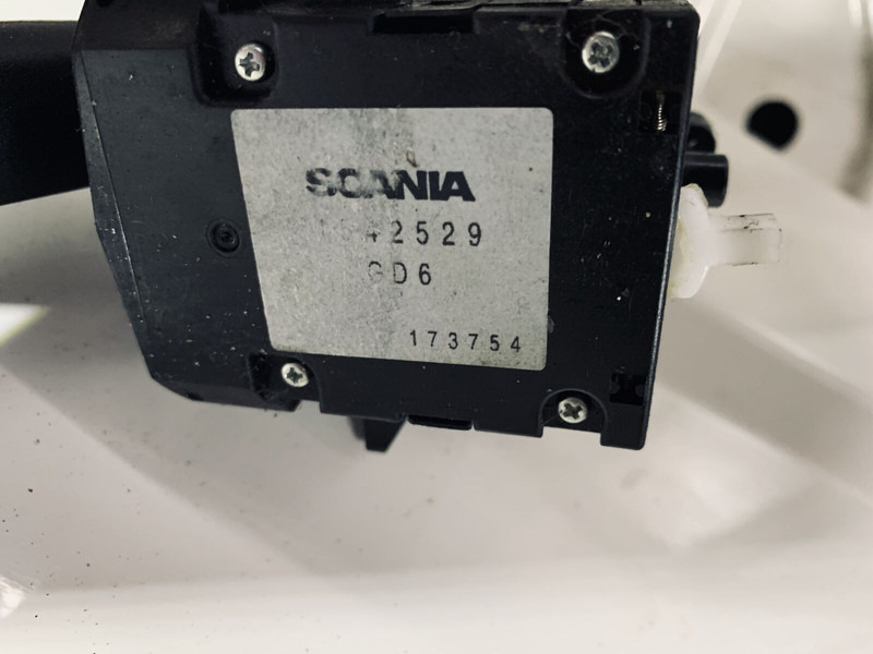 Scania 124 - Relay: gambar 2 Scania 124 - Relay: gambar 2