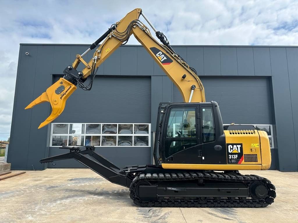 CAT 313 F LGC CAR DISMANTLER - Ekskavator penghancur: gambar 1 CAT 313 F LGC CAR DISMANTLER - Ekskavator penghancur: gambar 1