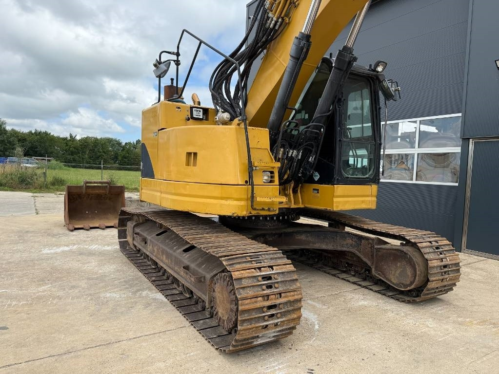 CAT 321 D LCR - Ekskavator perayap: gambar 4 CAT 321 D LCR - Ekskavator perayap: gambar 4