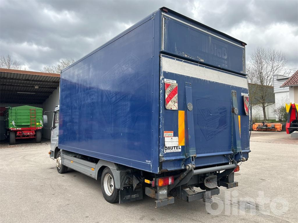 2003 Mercedes Benz Atego 815 - Truk box: gambar 3 2003 Mercedes Benz Atego 815 - Truk box: gambar 3