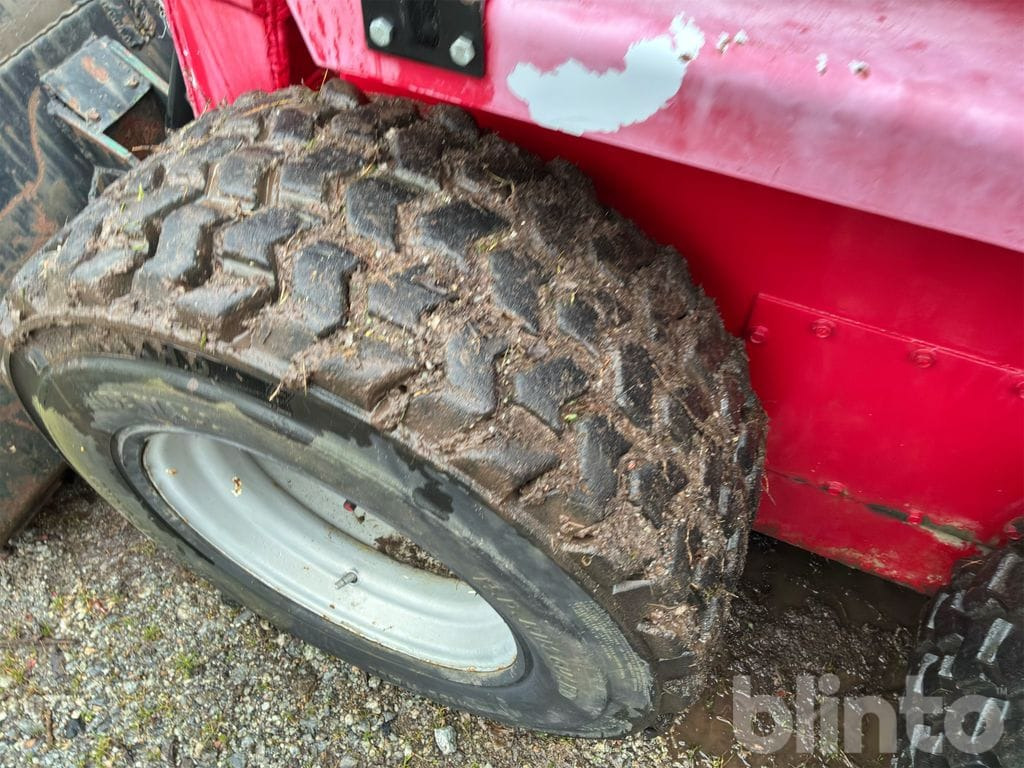 Skid steer 5625: gambar 45