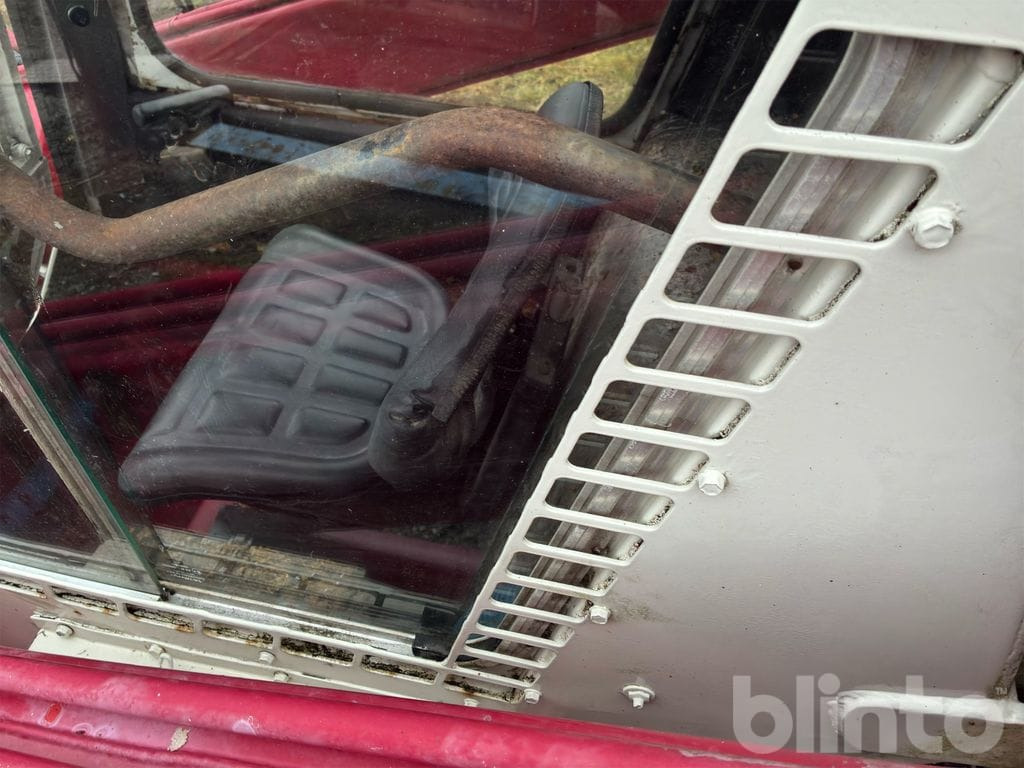 Skid steer 5625: gambar 42