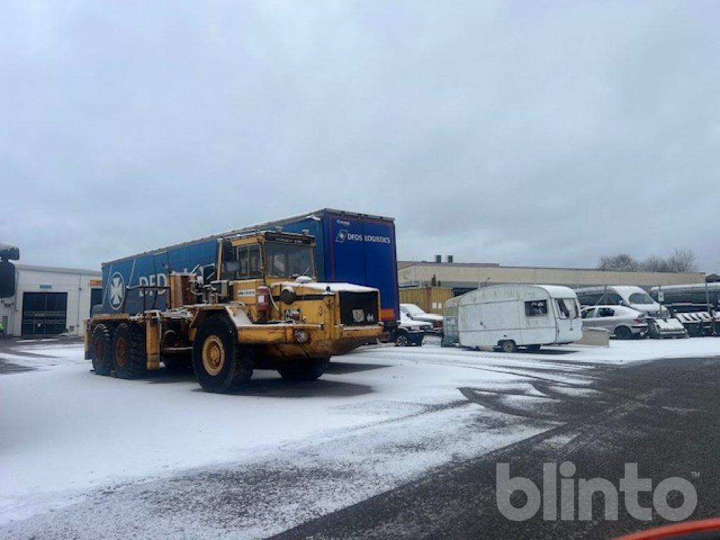 BM VOLVO A20 6X6 - Tempat sampah artikulasi: gambar 3 BM VOLVO A20 6X6 - Tempat sampah artikulasi: gambar 3