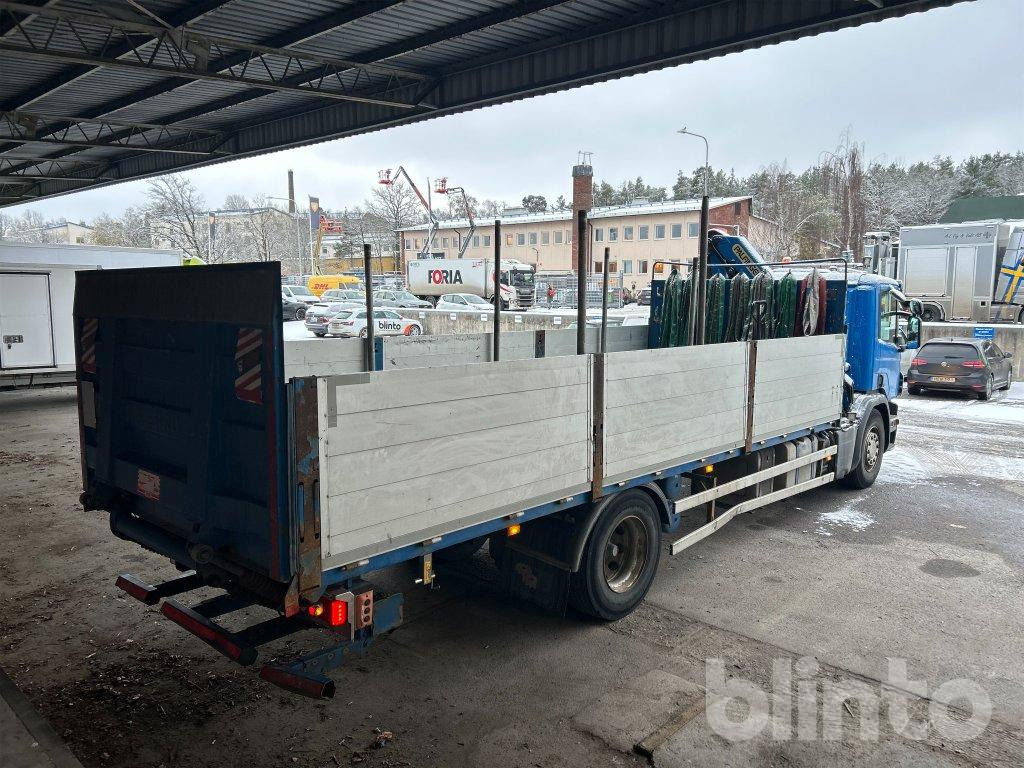 Brädgårdsbil / SCANIA P250 - Truk flatbed, Truk derek: gambar 5 Brädgårdsbil / SCANIA P250 - Truk flatbed, Truk derek: gambar 5