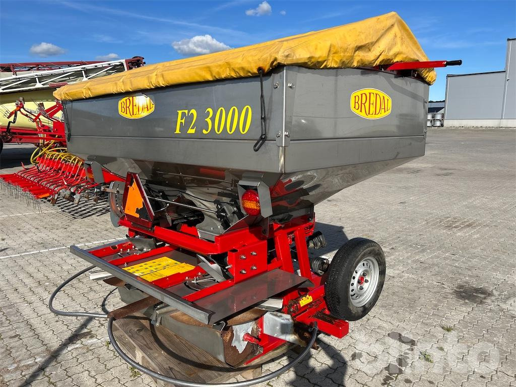 Bredal F2 3000 - Penyebar pupuk: gambar 1 Bredal F2 3000 - Penyebar pupuk: gambar 1