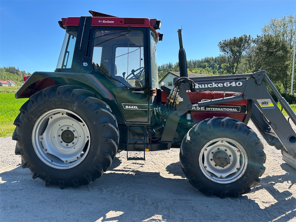 CASE INT 844 AXL - Traktor: gambar 5 CASE INT 844 AXL - Traktor: gambar 5
