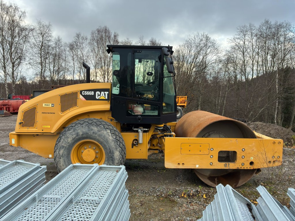 Cat CS66B - Pemadat: gambar 4 Cat CS66B - Pemadat: gambar 4