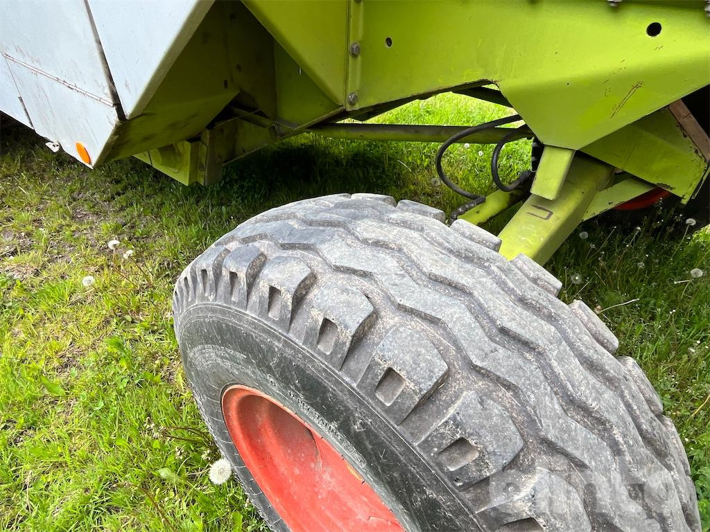 Pemanen gabungan Claas Dominator 56: gambar 20