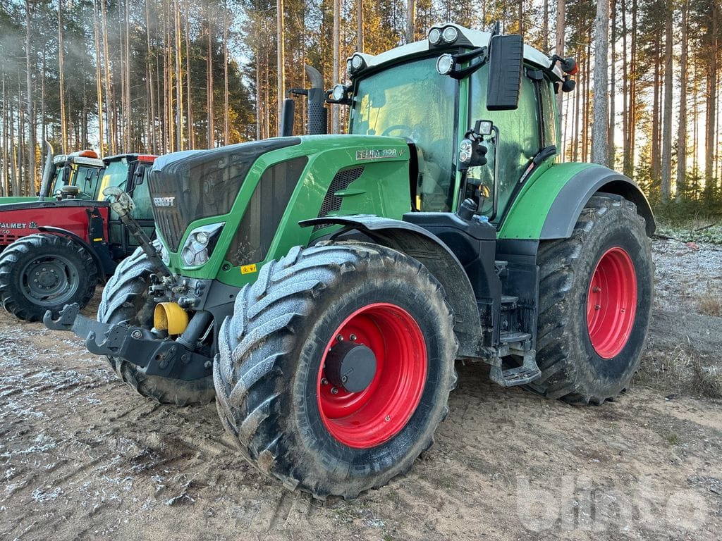 FENDT 828 Vario - Traktor: gambar 1 FENDT 828 Vario - Traktor: gambar 1