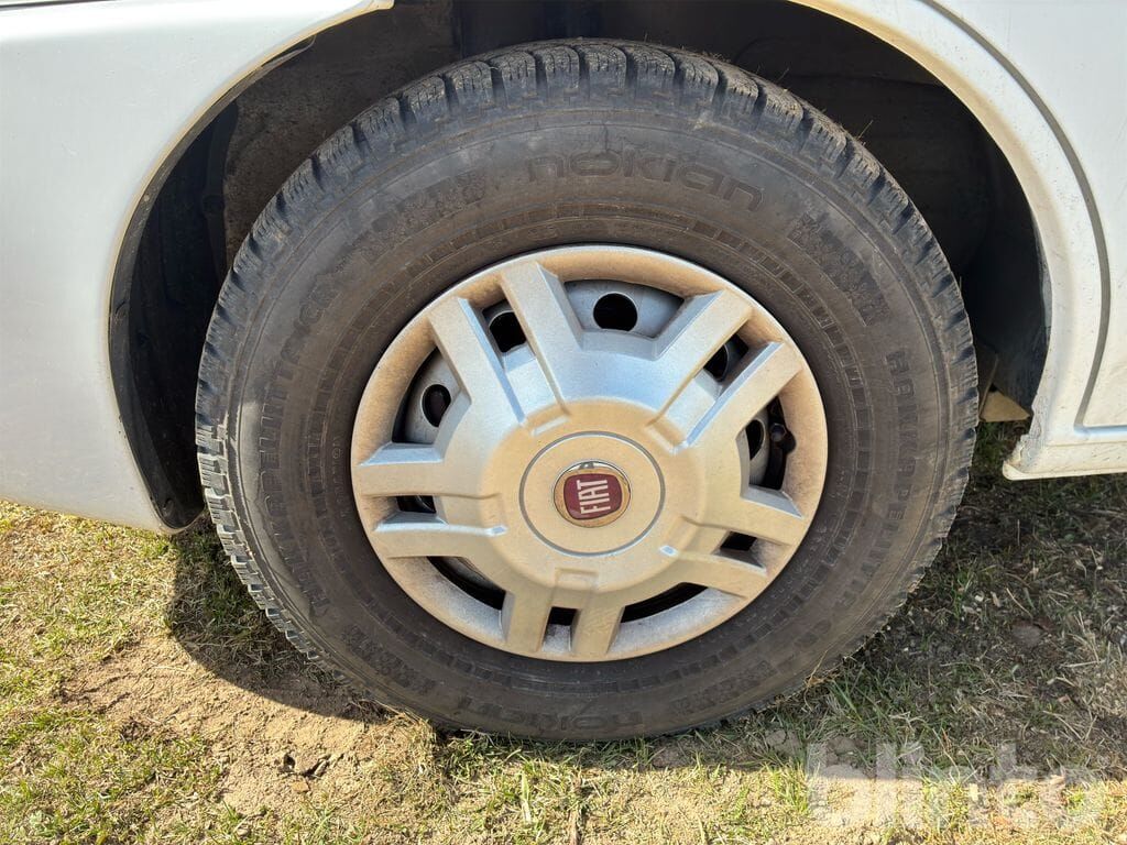 Mobil rumah semi-terintegrasi FIAT LMC LIB TI START: gambar 11
