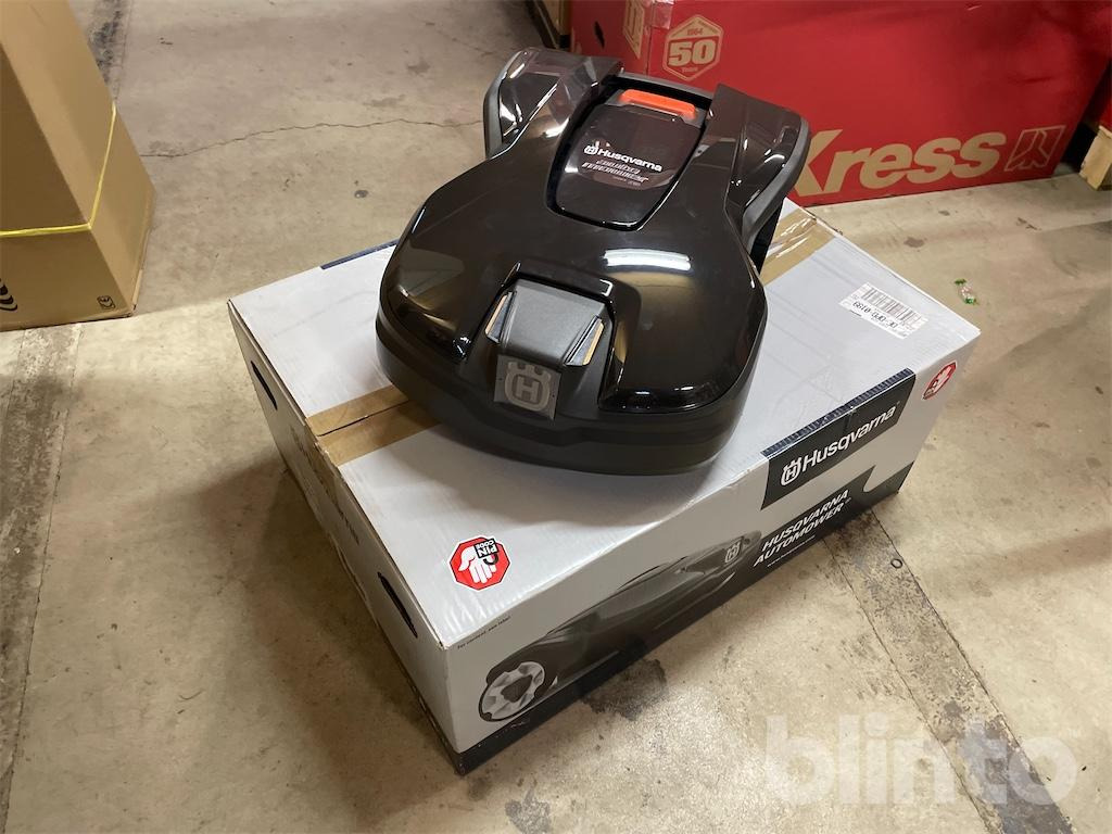 Husqvarna Automower 310 MARK II (2022) - Mesin pemotong rumput: gambar 1 Husqvarna Automower 310 MARK II (2022) - Mesin pemotong rumput: gambar 1