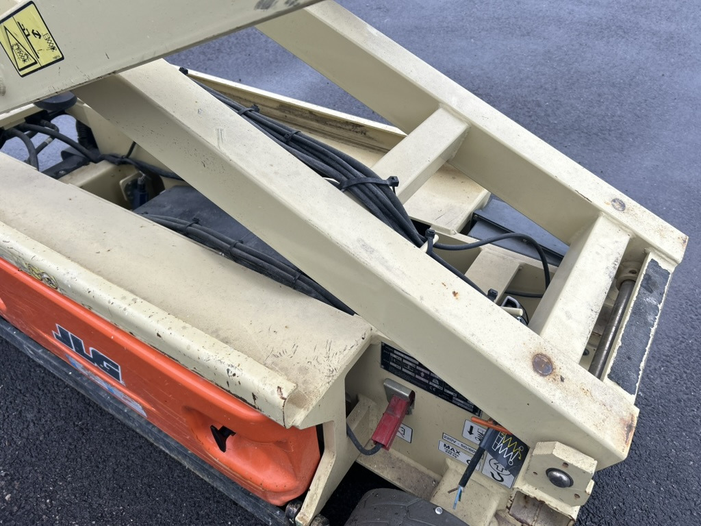 Scissor lifts JLG 1930 ES: gambar 27